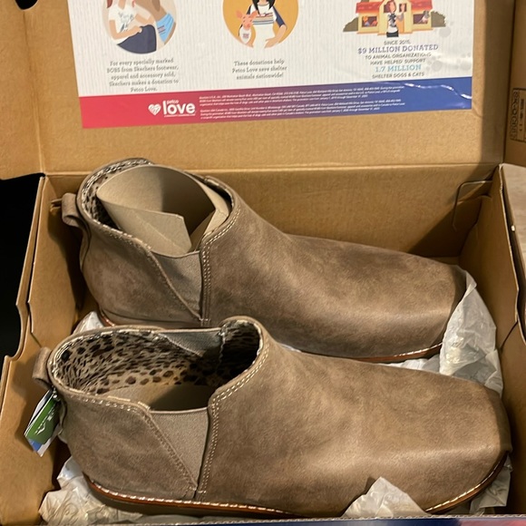 Bobs from Skechers and it’s brand new never worn !! - Picture 1 of 3